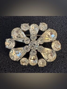 Clear Crystal Flower Brooch - Sparkling Rhinestones stamped Austria